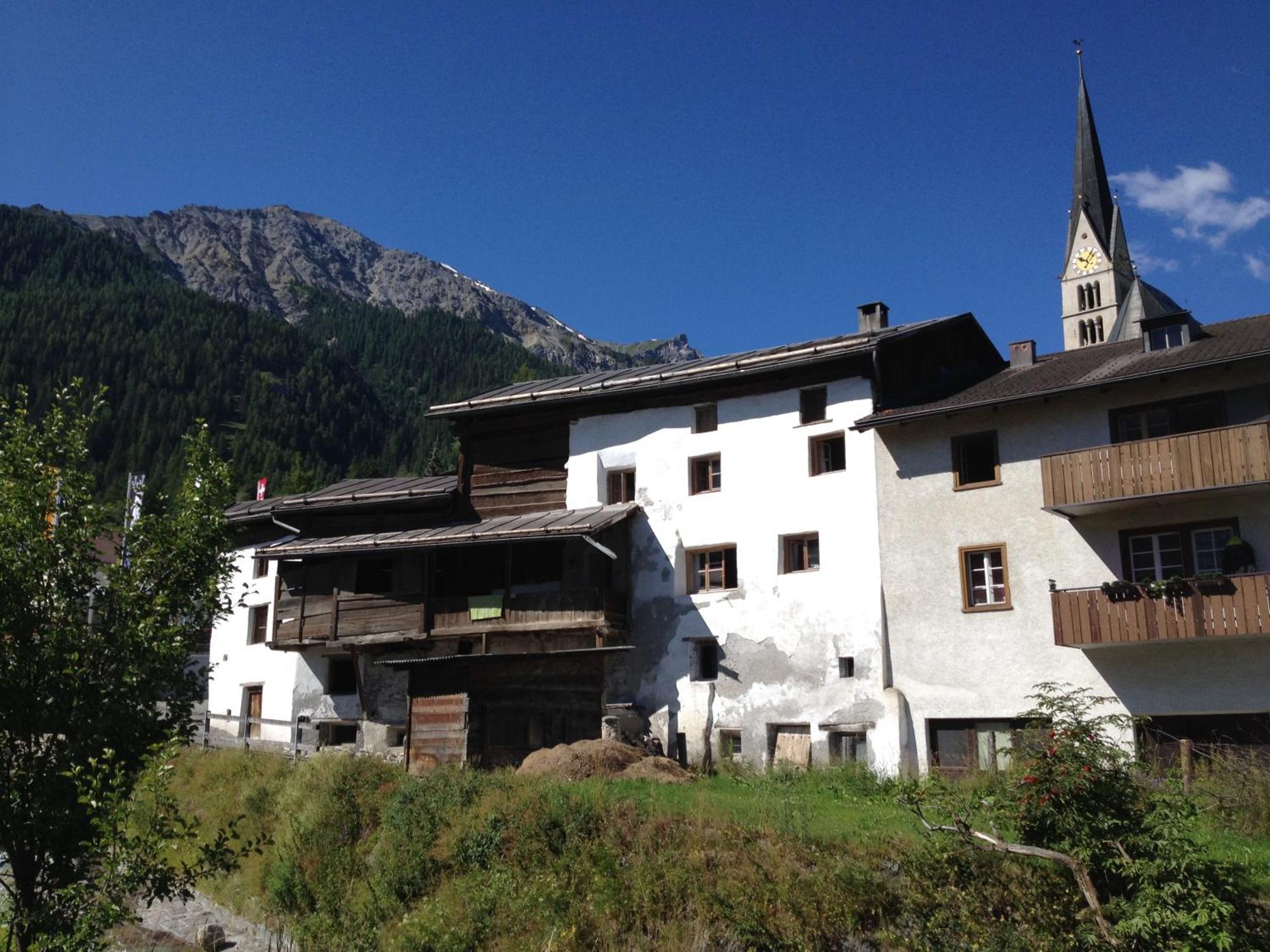 Chasa Jaro Bed & Breakfast Santa Maria Val Müstair Exterior photo